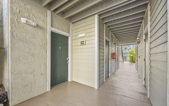 Building Photo - Location, Lifestyle, and Luxury