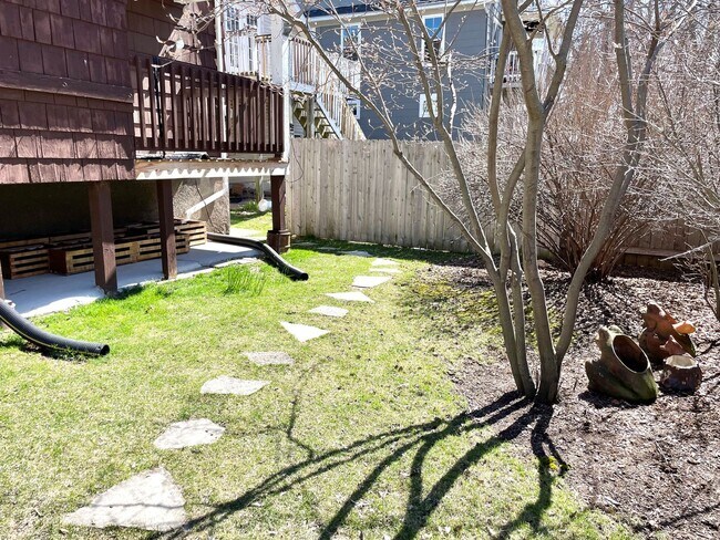 Building Photo - 116-118 Proudfit Street