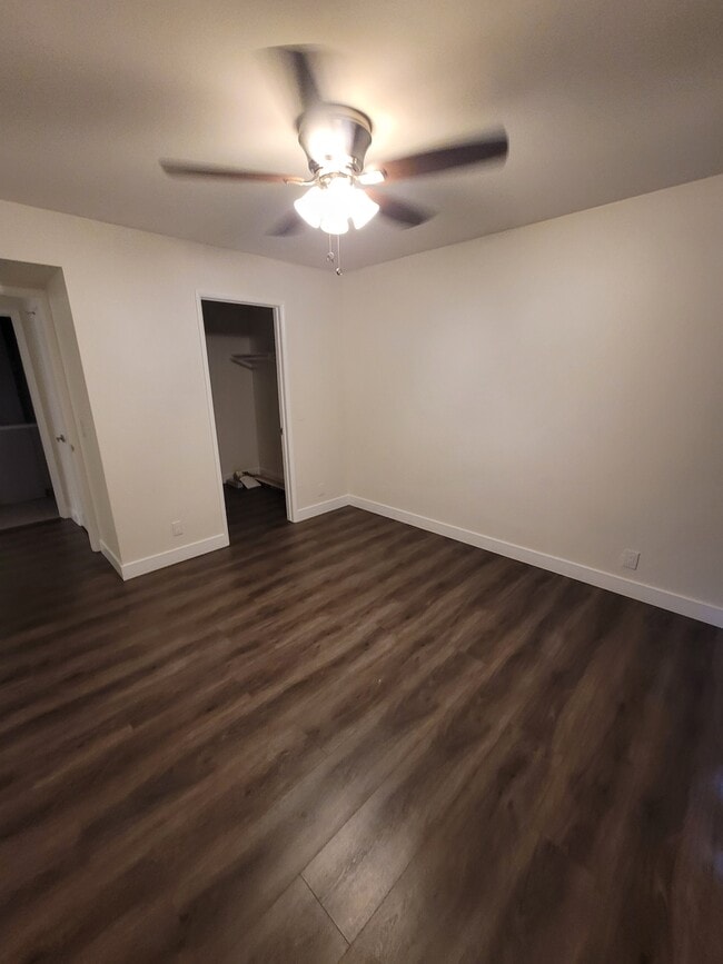 Building Photo - 745 E Bradley Ave