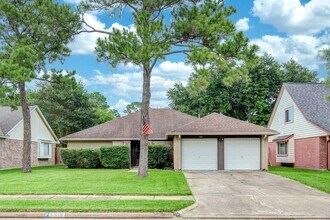 Building Photo - 6818 Brockington Dr