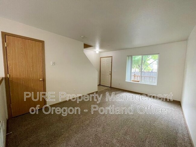 Building Photo - 2619 SE 125th Ave