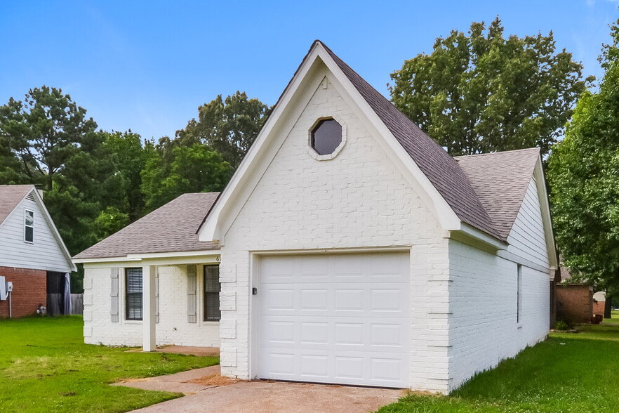 Building Photo - 6801 College Park Cove