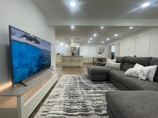 Building Photo - 3730 SW 99th St