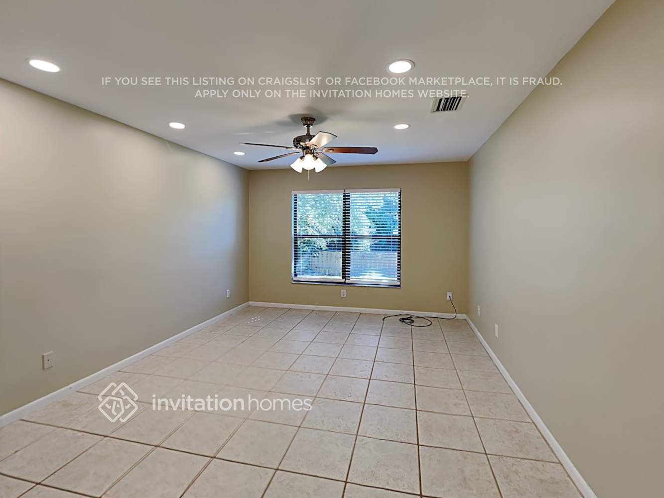 Building Photo - 2992 Pebble Creek St