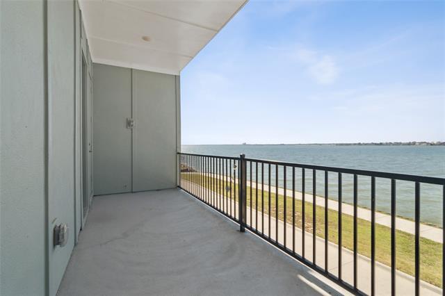 Building Photo - 714 Resort Dr