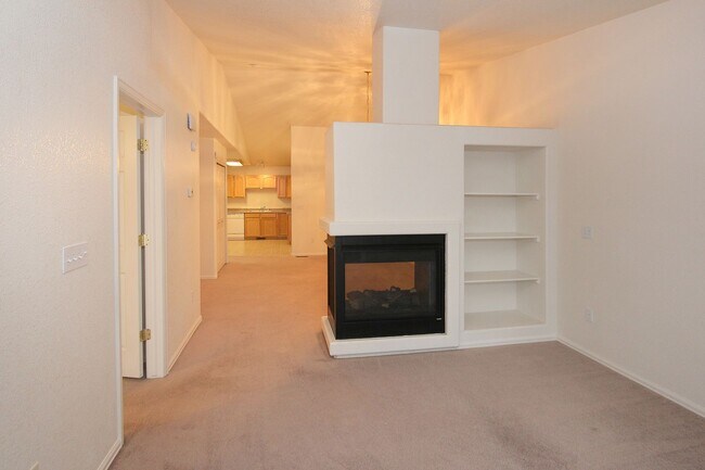 Building Photo - 4335 Otero Vista Point