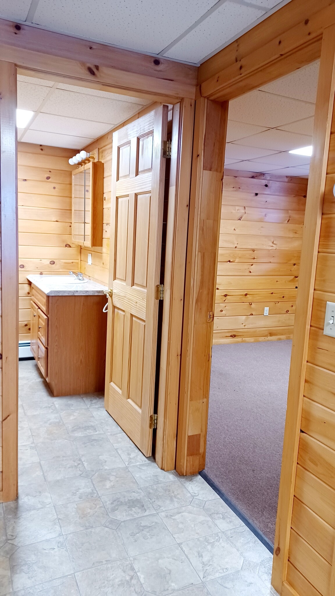 Building Photo - 32 Stagecoach Rd