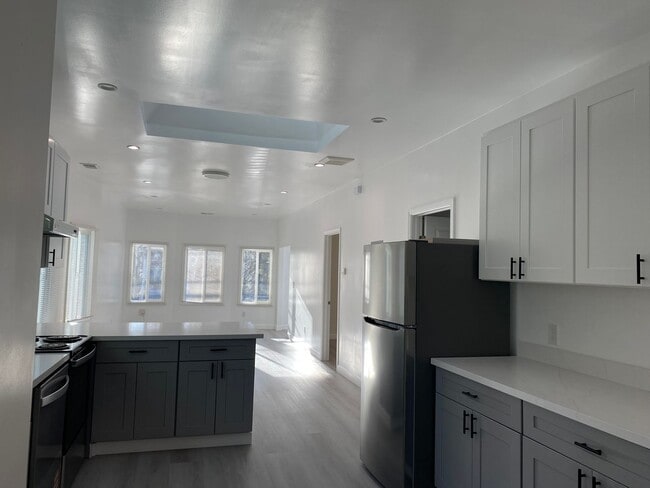 Building Photo - 1711 Bridge Ave