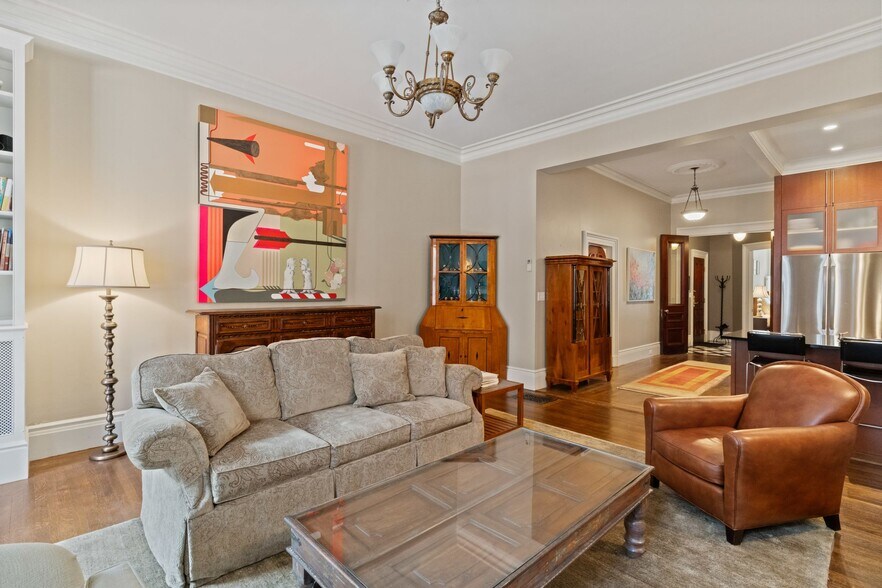 Building Photo - 128 Marlborough St