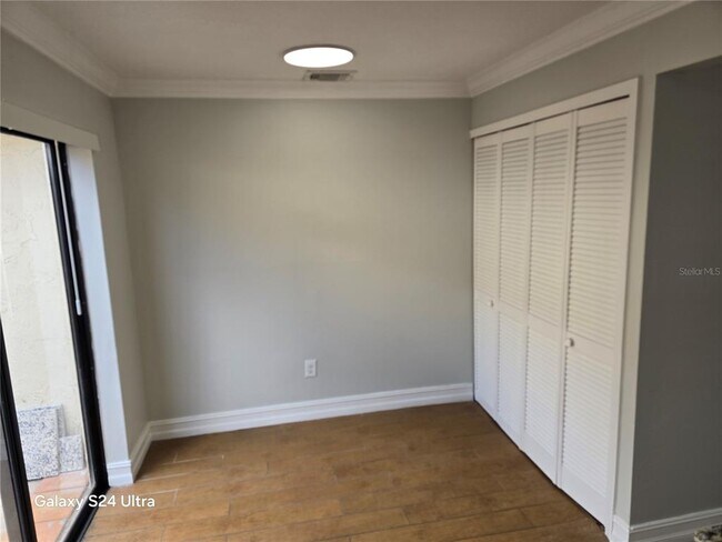 Building Photo - 1600 Little Falls Cir