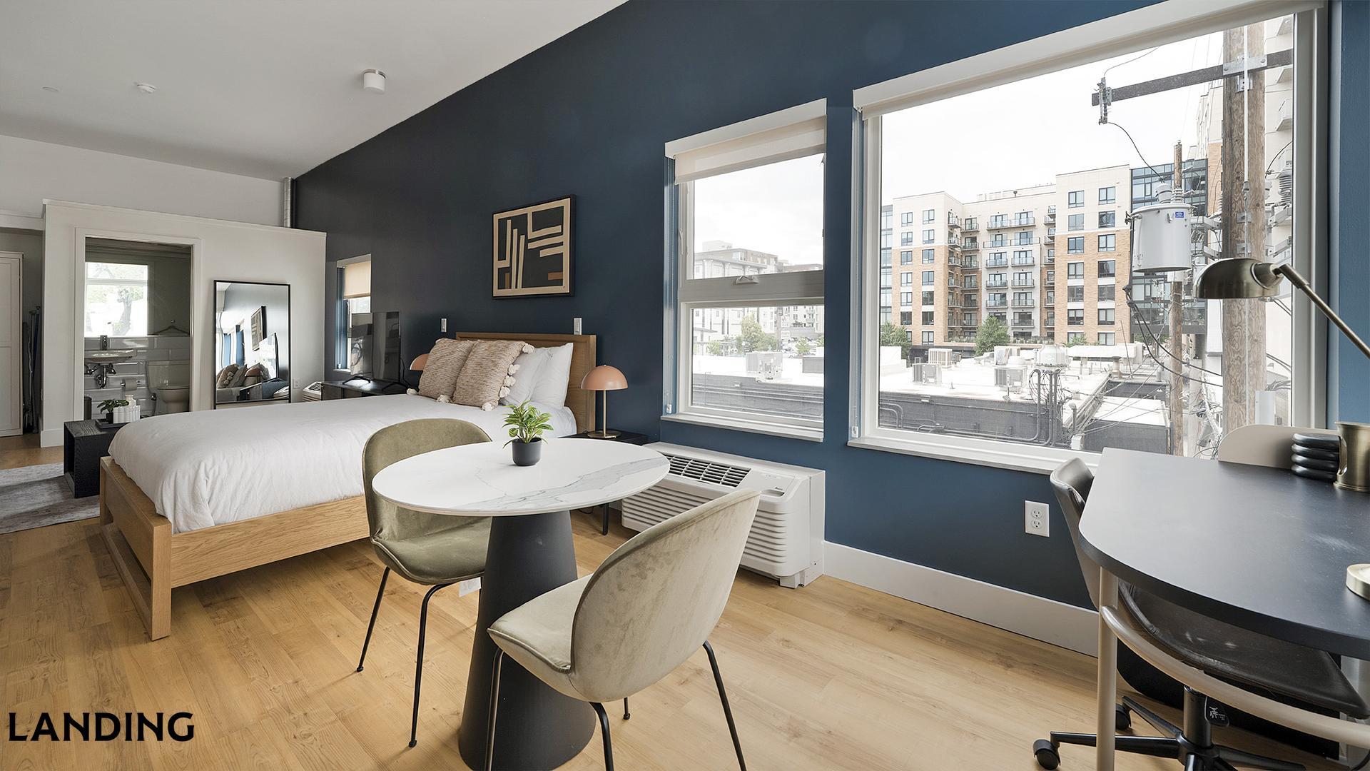 Building Photo - 135 Adams St