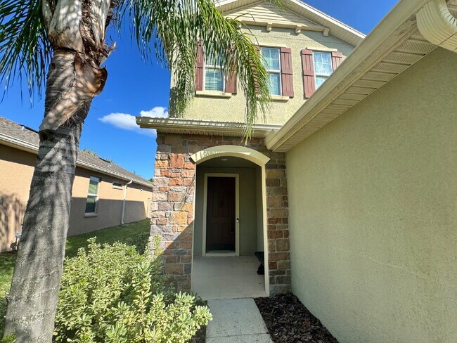 Building Photo - Apply now gets 15-Days rent for FREE!  3-Bed Home plus a Office room with Granite Touches & Spaci...