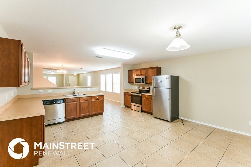 Building Photo - 714 Absolon Farm