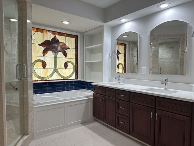 Building Photo - CARROLLWOOD VILLAGE REMODELED TOWNHOUSE