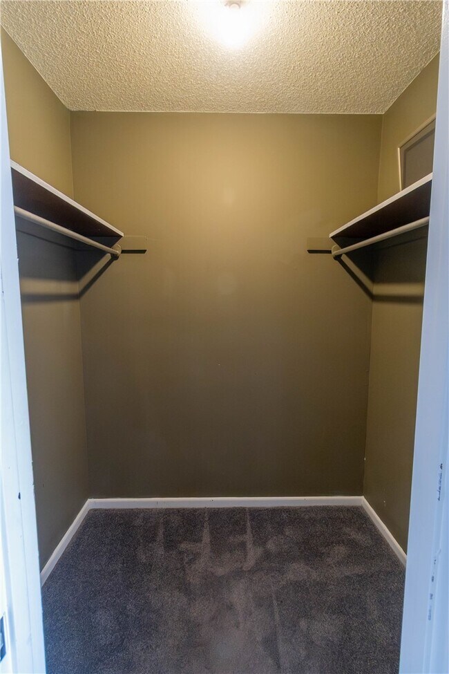 Building Photo - 14 Britten Cir