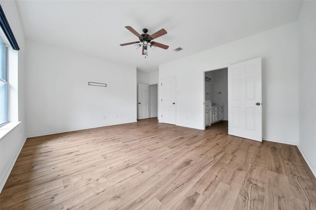 Building Photo - 15575 Kitty Hawk Dr