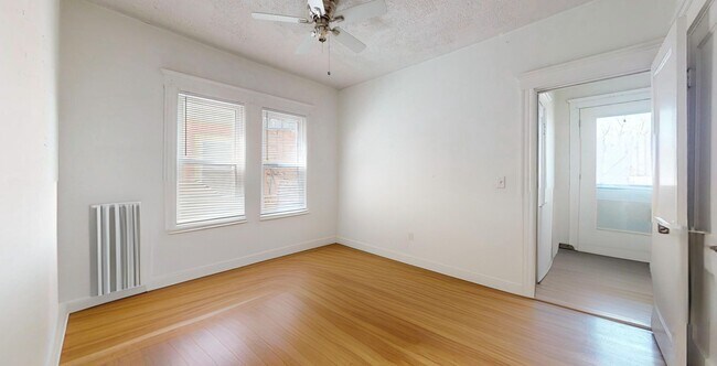 Building Photo - 95 Jamaica St