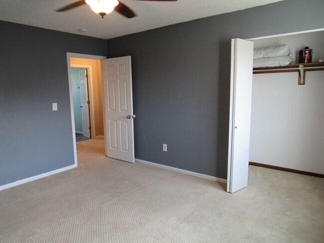 Building Photo - Condo In Arvada close to light rail