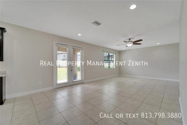 Building Photo - 12149 Creek Preserve Dr