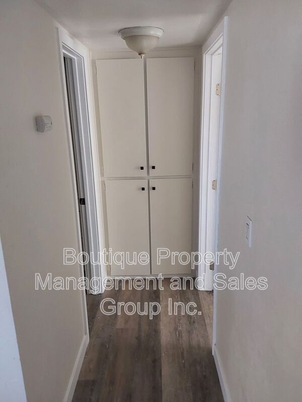Building Photo - 2258 Pamela Ln