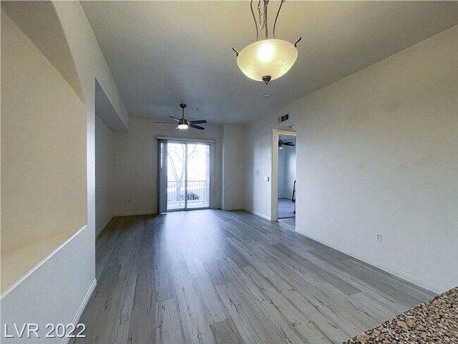 Building Photo - Coming Soon-2 Bedroom Unit in Manhattan Guard Gated Community!