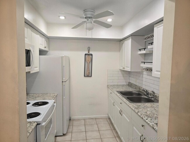 Building Photo - 151 SW 134th Way