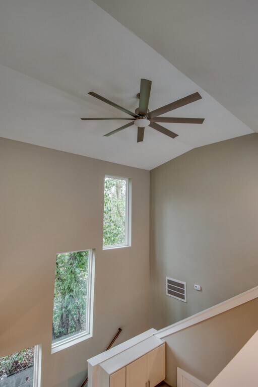 Building Photo - Large East Nashville Modern House - 3 Bedr...