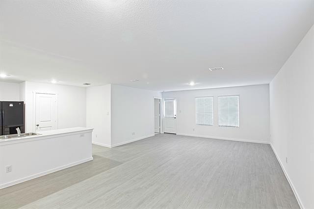 Building Photo - 1937 Ventasso Blvd