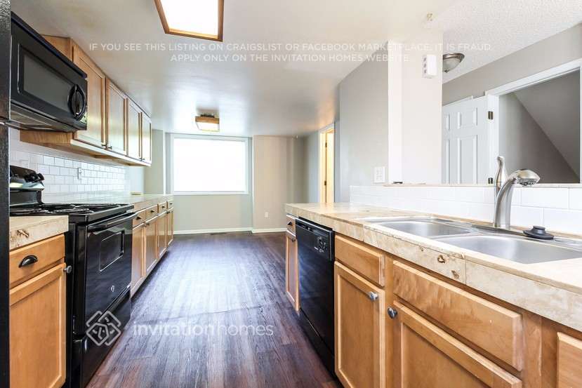 Building Photo - 11701 E Cornell Cir