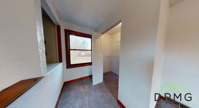 Building Photo - 2915 S Catherine St