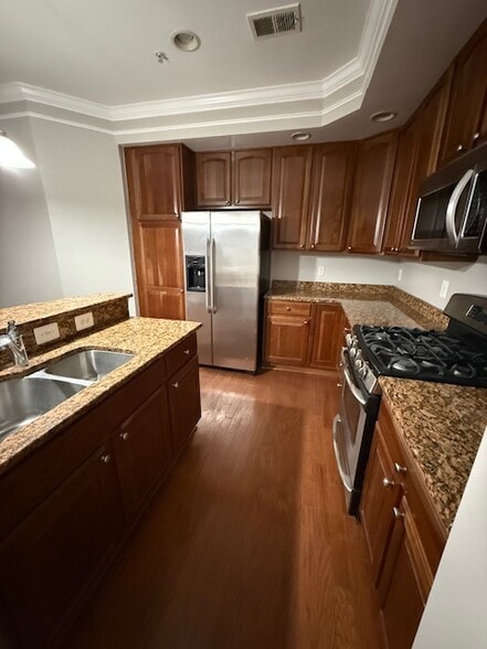 Building Photo - 5653 Harrington Falls Ln