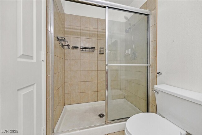 Building Photo - 1802 Plum Ct