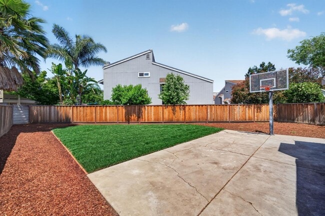 Building Photo - 4971 Geomax Ct