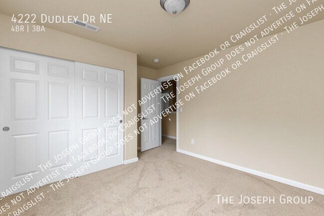 Building Photo - 4222 Dudley Dr NE