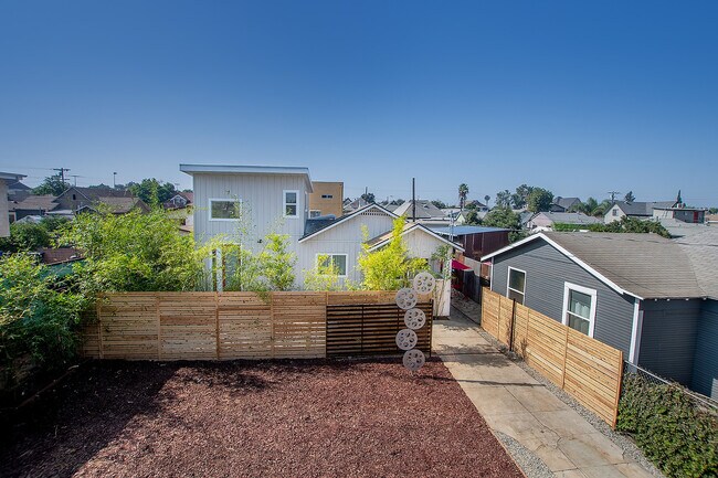 Building Photo - 2522 Gleason Ave