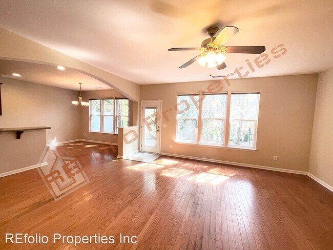 Building Photo - 3 br, 2.5 bath House - 106 Courts Garden Way