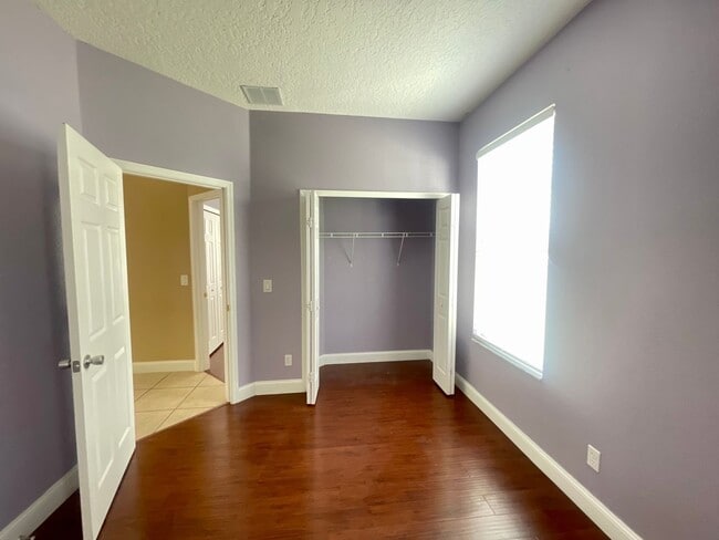 Building Photo - 10366 Cypress Knee Cir
