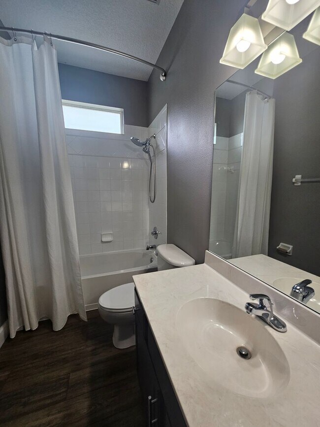 Building Photo - Victoria Park 3 Bedroom Home in Deland
