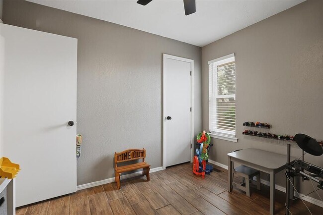 Building Photo - 10316 Glascow Dr