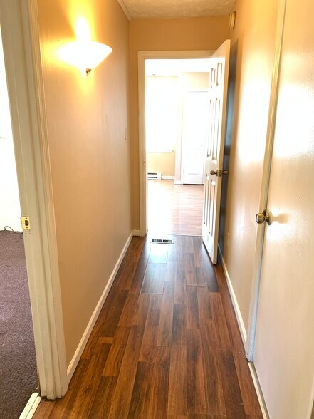 Building Photo - 3229 Catskill Ct