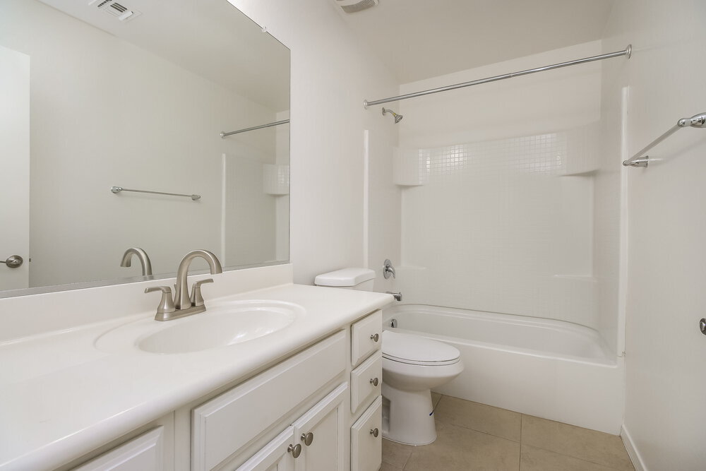 Building Photo - 1088 S Agnes Ln