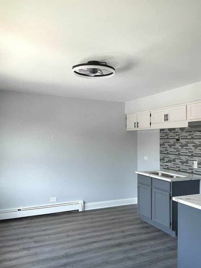 Building Photo - 82 Luella Ave