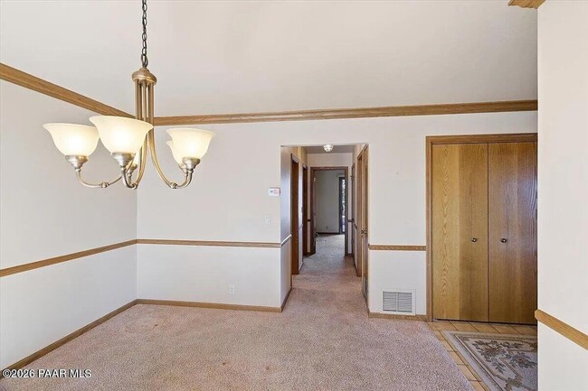 Building Photo - 235 Solar Heights Terrace