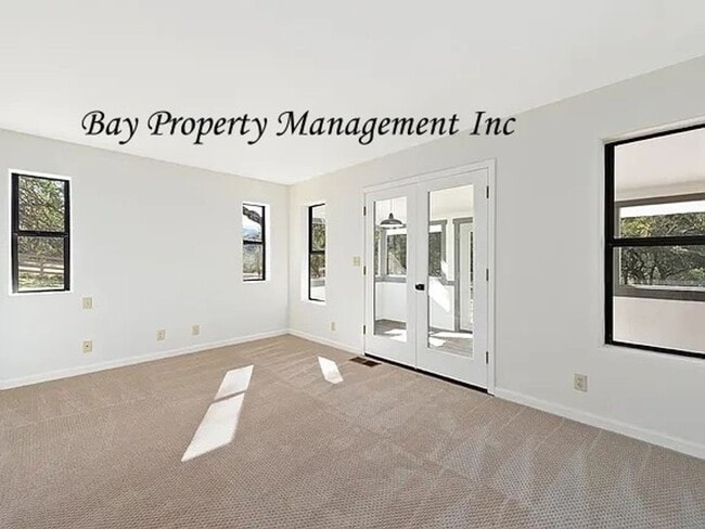 Building Photo - Breathtaking Views from this horse propert...