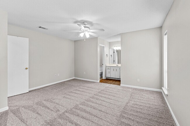 Building Photo - 2908 Cable Way