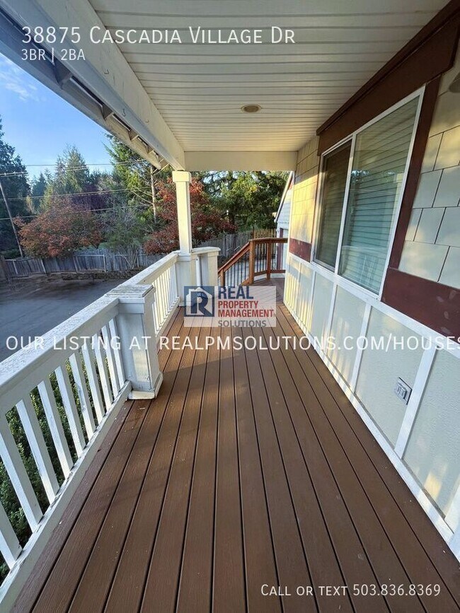 Building Photo - 38875 Cascadia Village Dr