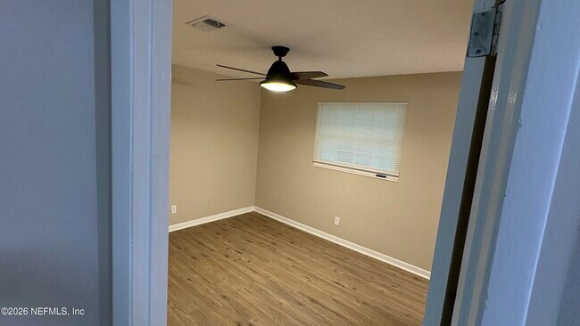 Building Photo - 8036 Delaroche Dr