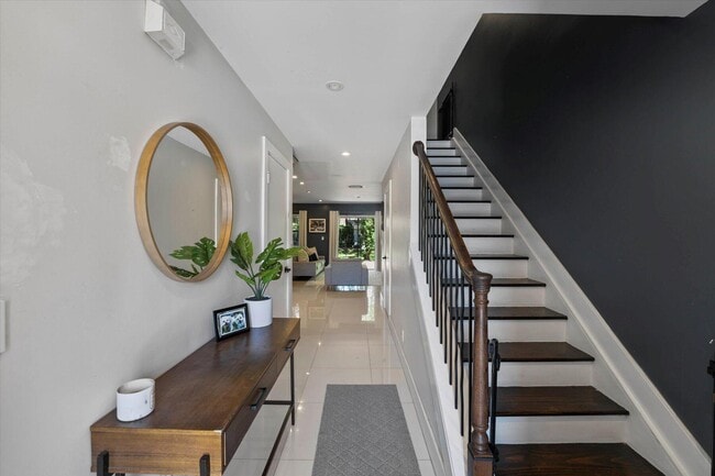 Building Photo - 6960 Mill Brook Pl