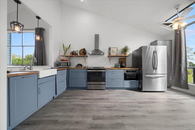 Building Photo - 2925 N Rivers Edge Blvd