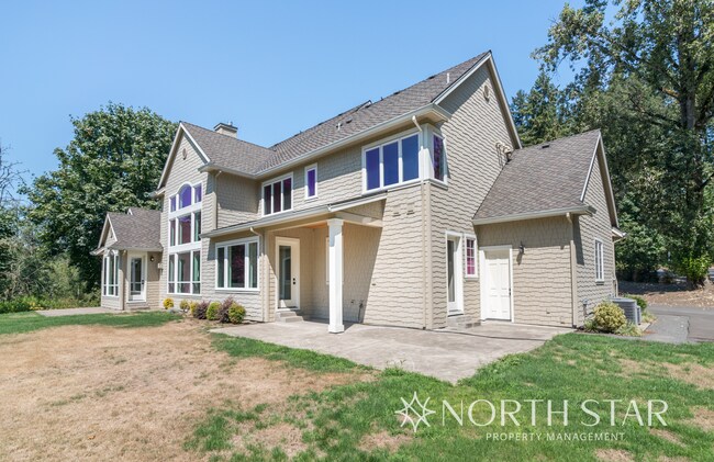 Building Photo - Executive Custom Home with River View on Acreage in West Linn